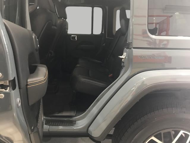 2024 Jeep Wrangler 4-Door Sahara 4x4