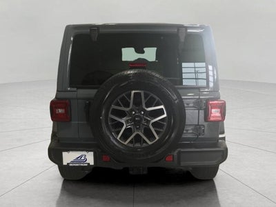 2024 Jeep Wrangler 4-Door Sahara 4x4