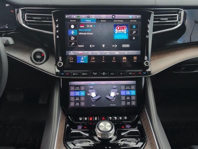 2023 Jeep Grand Wagoneer Base
