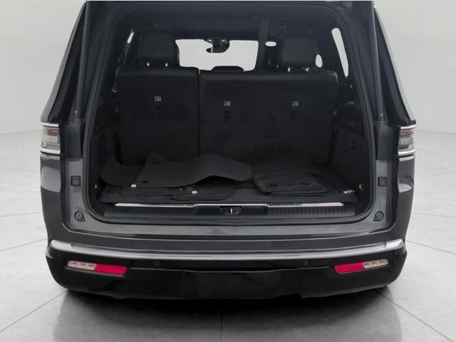 2023 Jeep Grand Wagoneer Base