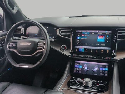 2023 Jeep Grand Wagoneer Base