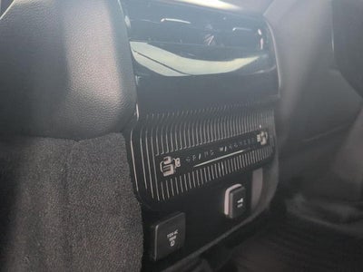 2023 Jeep Grand Wagoneer Base