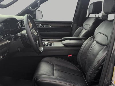2023 Jeep Grand Wagoneer Base
