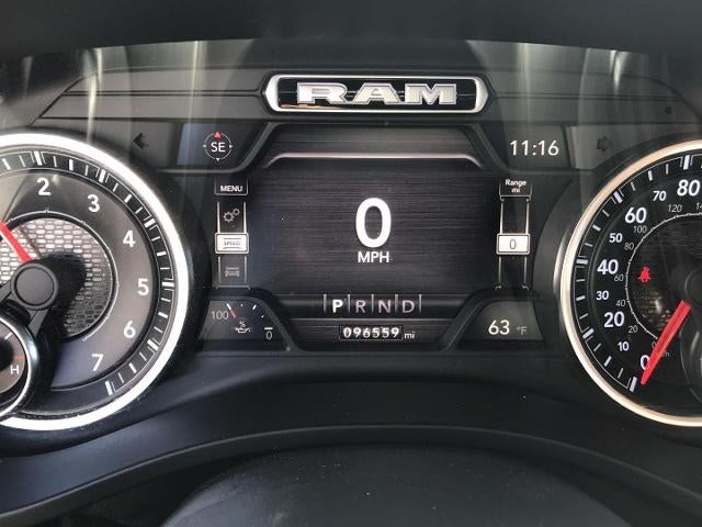 2020 RAM 1500 Big Horn Crew Cab 4x4 5'7" Box