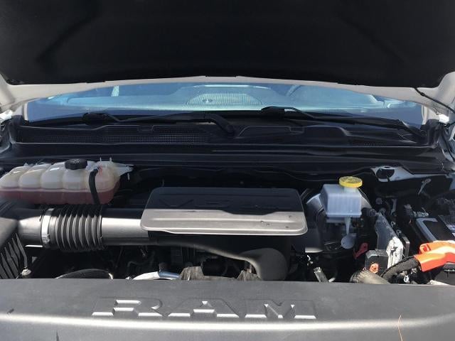 2020 RAM 1500 Big Horn Crew Cab 4x4 5'7" Box