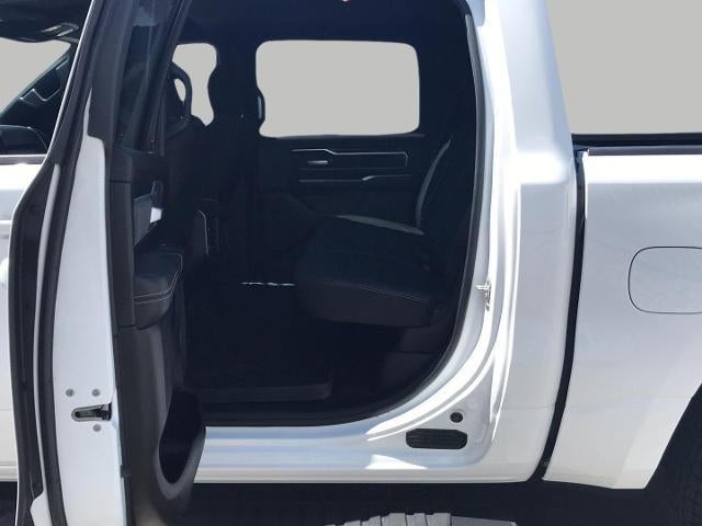 2020 RAM 1500 Big Horn Crew Cab 4x4 5'7" Box