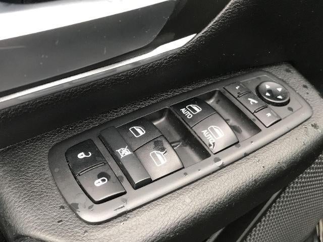 2019 RAM 1500 Big Horn/Lone Star Crew Cab 4x4 5'7" Box