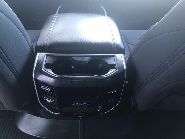 2022 RAM 1500 Big Horn Crew Cab 4x4 5'7" Box