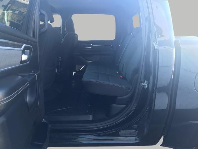 2022 RAM 1500 Big Horn Crew Cab 4x4 5'7" Box