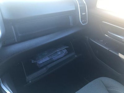 2022 RAM 1500 Big Horn Crew Cab 4x4 5'7" Box