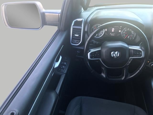 2022 RAM 1500 Big Horn Crew Cab 4x4 5'7" Box