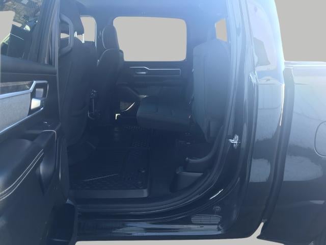 2022 RAM 1500 Big Horn Crew Cab 4x4 5'7" Box