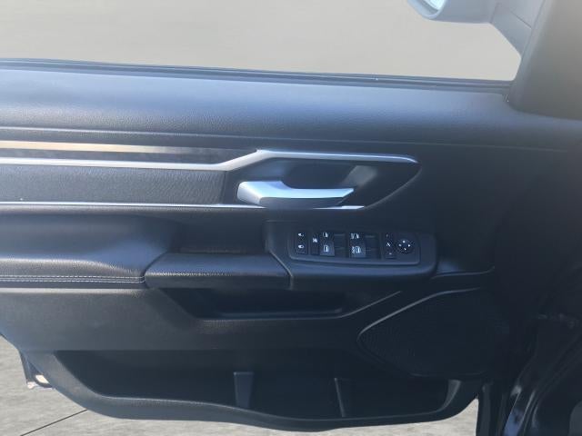 2022 RAM 1500 Big Horn Crew Cab 4x4 5'7" Box