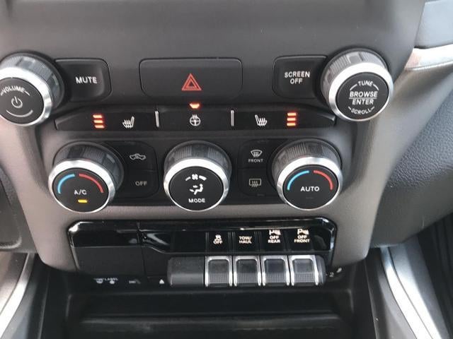 2019 RAM 1500 Big Horn/Lone Star Crew Cab 4x4 5'7" Box