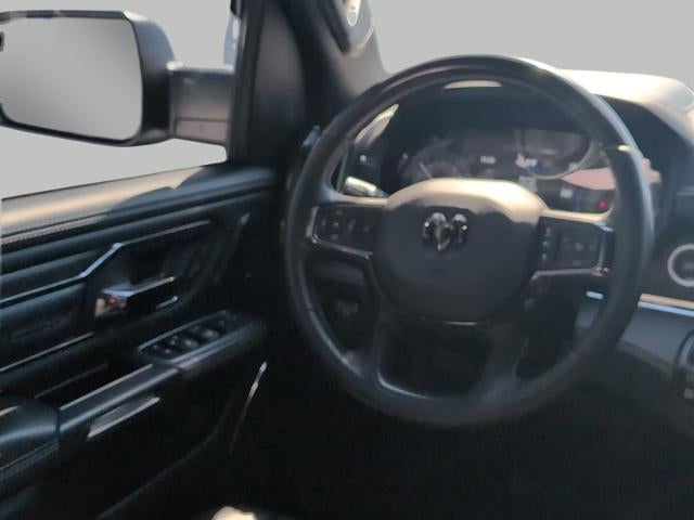 2022 RAM 1500 Limited Crew Cab 4x4 5'7" Box