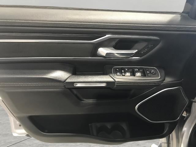 2023 RAM 1500 Laramie Crew Cab 4x4 5'7" Box