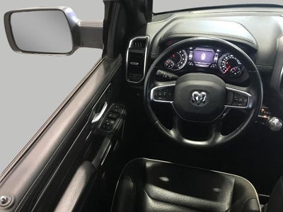 2023 RAM 1500 Laramie Crew Cab 4x4 5'7" Box