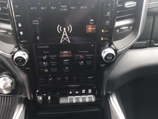 2021 RAM 1500 Laramie Crew Cab 4x4 5'7" Box