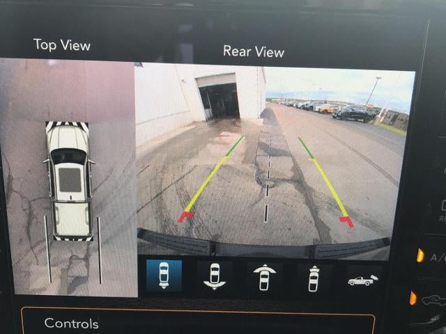 2021 RAM 1500 Laramie Crew Cab 4x4 5'7" Box