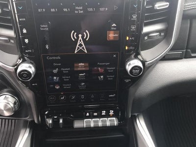 2021 RAM 1500 Laramie Crew Cab 4x4 5'7" Box