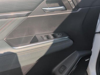2024 GMC Acadia AT4