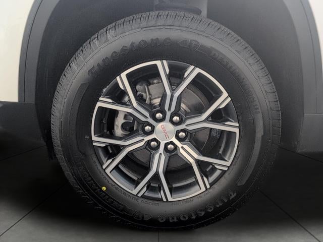2024 GMC Acadia AT4