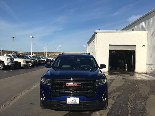 2023 GMC Acadia AT4