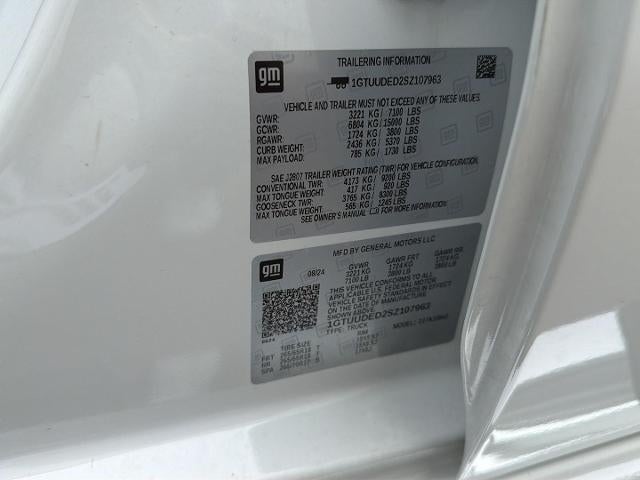 2025 GMC Sierra 1500 SLT