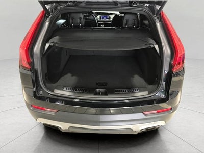 2020 Cadillac XT4 AWD Premium Luxury