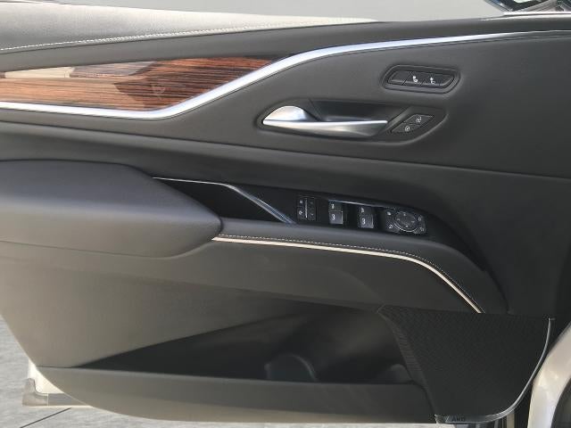 2022 Cadillac Escalade Luxury