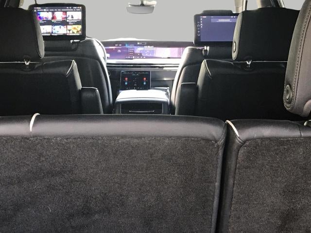 2025 Cadillac Escalade ESV Premium Luxury