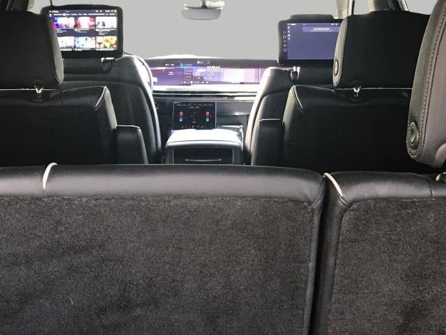 2025 Cadillac Escalade ESV Premium Luxury