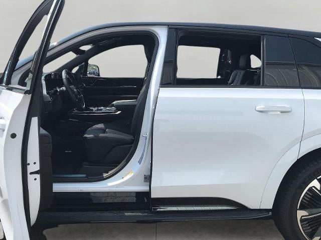 2026 Cadillac Escalade IQ Sport - Photo 124
