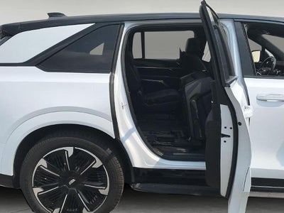 2026 Cadillac ESCALADE IQ Sport
