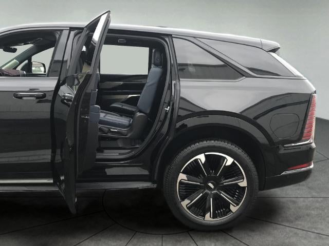2025 Cadillac ESCALADE IQ Sport 2