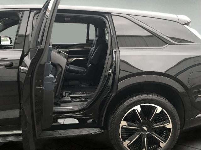 2025 Cadillac ESCALADE IQ Sport 2