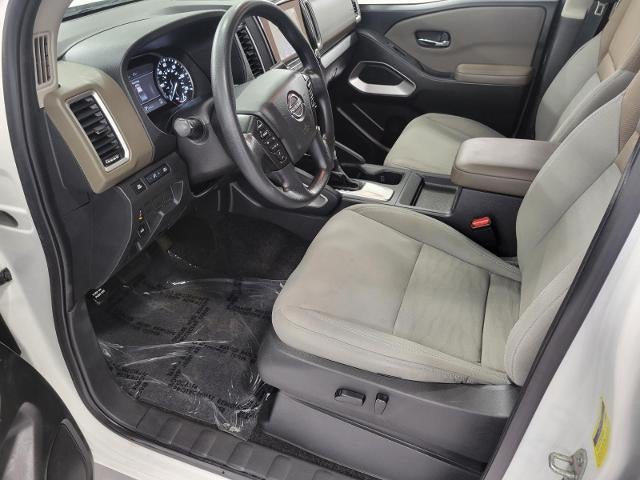 2022 Nissan Frontier Crew Cab SV 4x4
