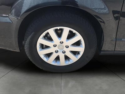 2016 Chrysler Town & Country LX