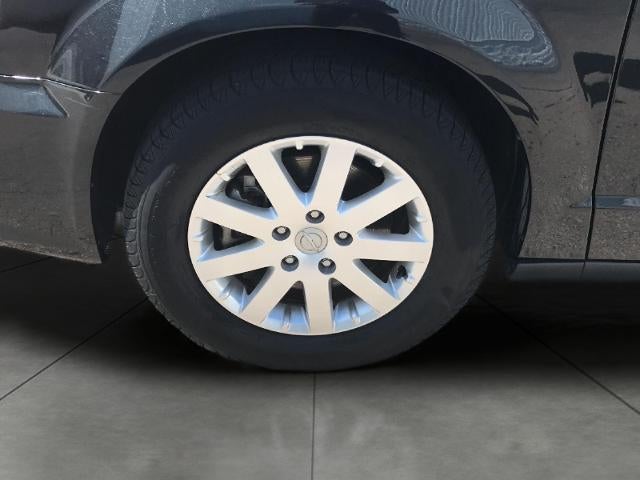 2016 Chrysler Town & Country LX