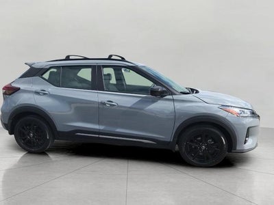 2024 Nissan Kicks SR Xtronic CVT