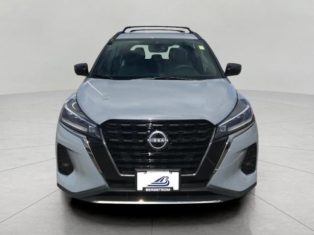 2024 Nissan Kicks SR Xtronic CVT