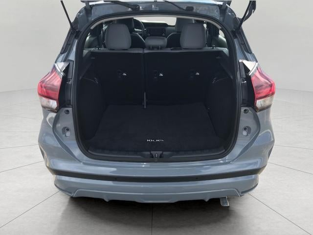 2024 Nissan Kicks SR Xtronic CVT