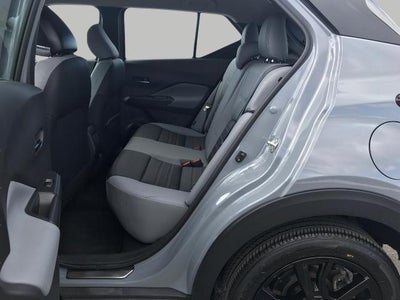 2024 Nissan Kicks SR Xtronic CVT