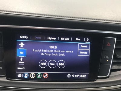 2020 Buick Enclave Essence