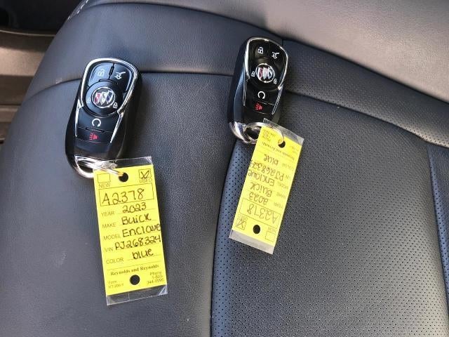 2023 Buick Enclave Essence