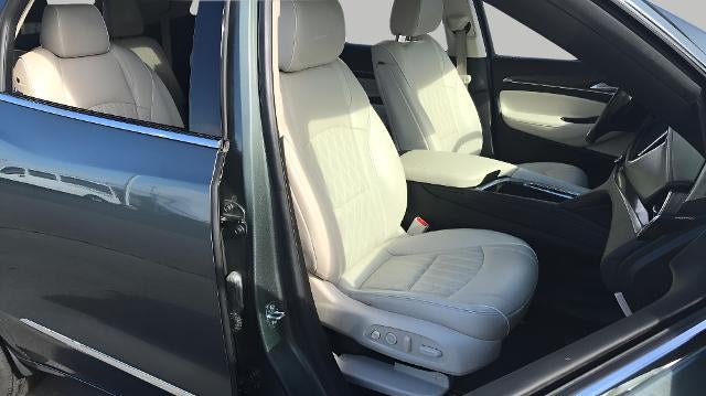 2022 Buick Enclave Avenir
