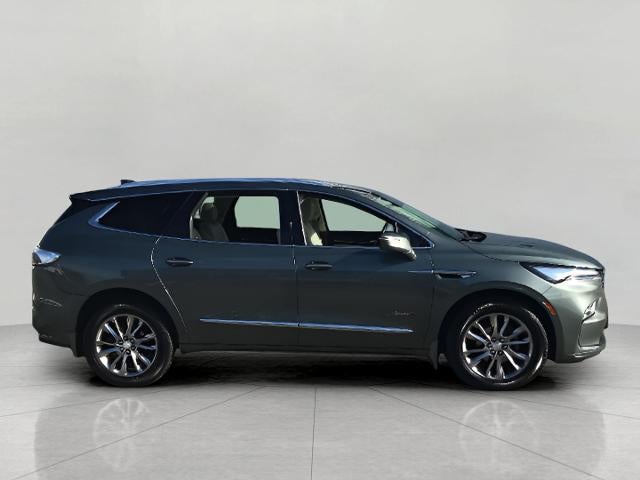 2022 Buick Enclave Avenir
