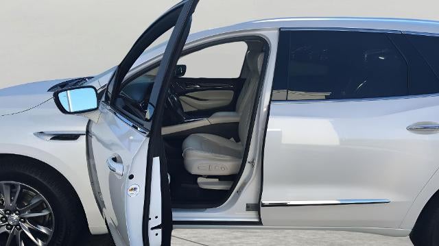 2022 Buick Enclave Avenir