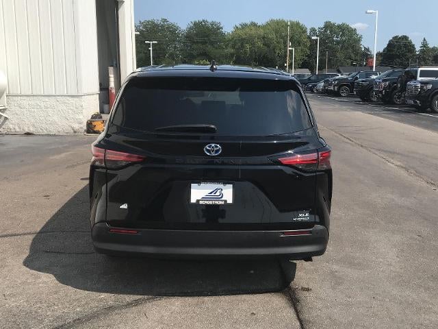 2022 Toyota Sienna XLE
