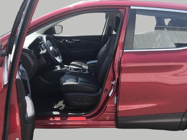 2022 Nissan Rogue Sport SL AWD Xtronic CVT